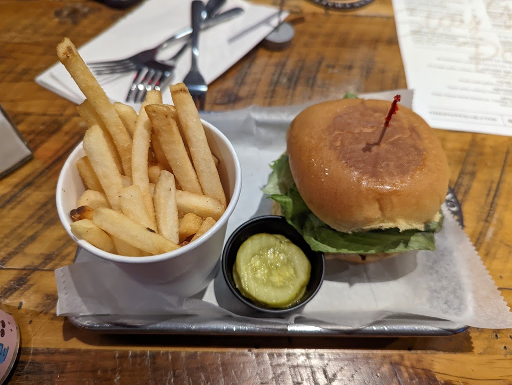 The Pony Bar | restaurant | 1444 1st Ave., New York, NY 10021, USA | 2122880090 OR +1 212-288-0090