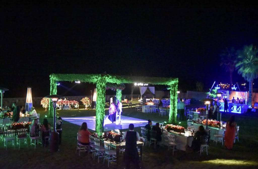 Jardín Social Las Dalias | restaurant | Carr. Libre Tijuana-Rosarito 36, 22710 Rosarito, B.C., Mexico | 016611110193 OR +52 661 111 0193