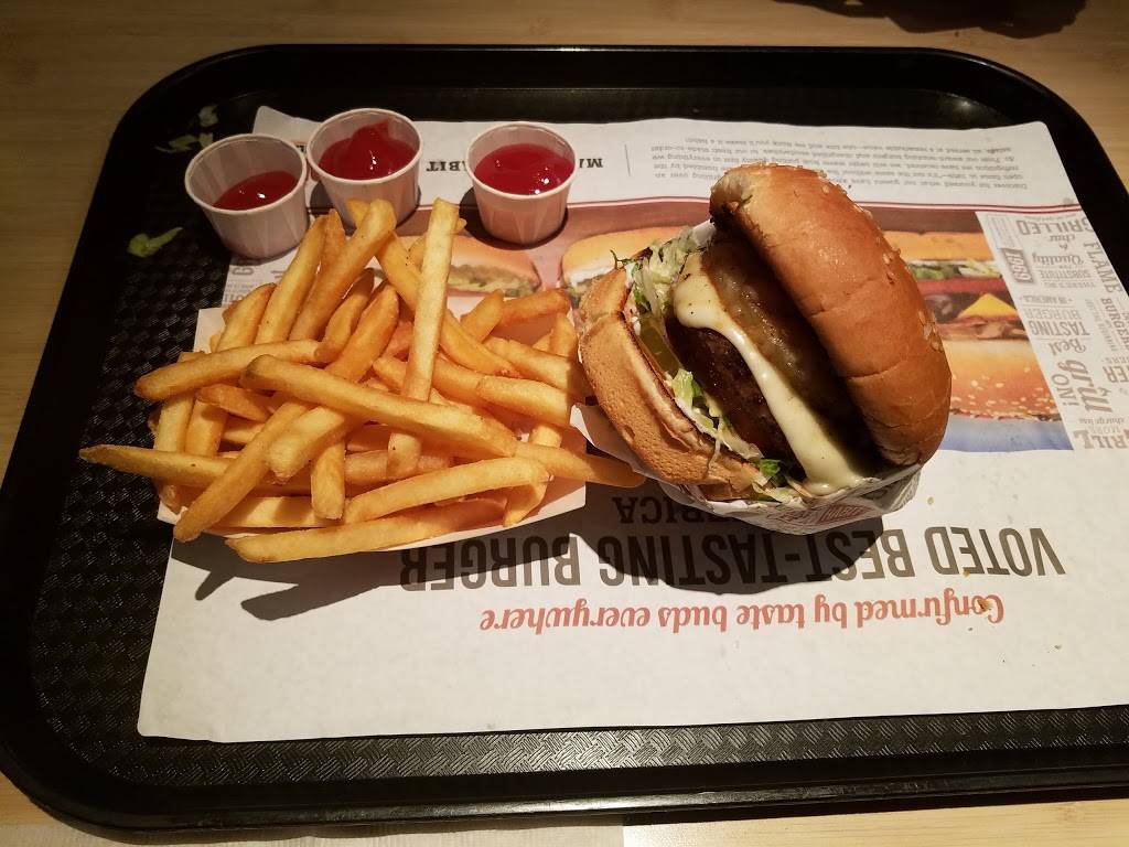 The Habit Burger Grill | restaurant | 1731 W W Lacey Blvd Suite 111, Hanford, CA 93230, USA | 5595828200 OR +1 559-582-8200