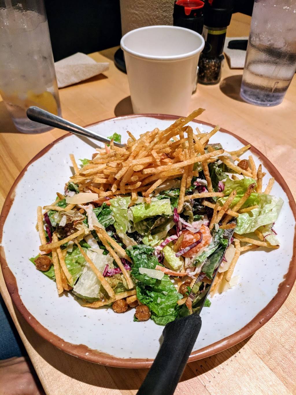 Hopdoddy Burger Bar | restaurant | 2033 E Camelback Rd Suite A13, Phoenix, AZ 85016, USA | 6022422337 OR +1 602-242-2337