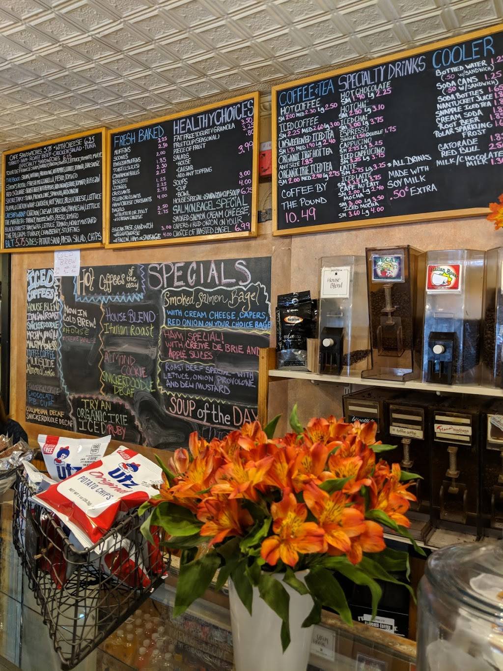 Simon Says Cafe & Deli | cafe | 96 Main St, East Greenwich, RI 02818, USA | 4018841965 OR +1 401-884-1965