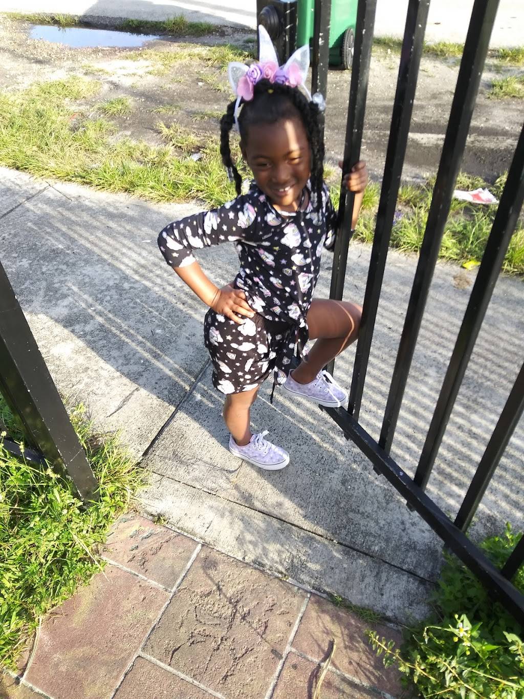 Peter Piper Pizza | meal takeaway | 2710 NW 183rd St Bldg. H, Miami Gardens, FL 33056, USA | 7863236321 OR +1 786-323-6321