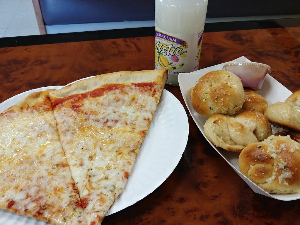 Pinos Pizzeria | restaurant | 230 Line St, Easton, PA 18042, USA | 6102532944 OR +1 610-253-2944