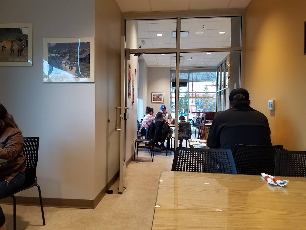 Hmongs Golden Egg Rolls | restaurant | 901 State St #110, La Crosse, WI 54601, USA | 6087820096 OR +1 608-782-0096