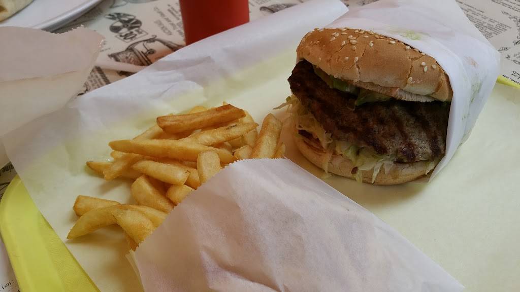 Burger Olibella | restaurant | 10320 Painter Ave, Santa Fe Springs, CA 90670, USA | 5629463194 OR +1 562-946-3194