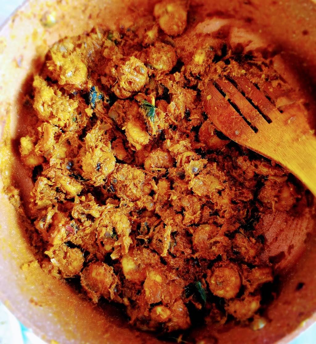 Curry Leaves | meal takeaway | 66 Mooregate Crescent, Kitchener, ON N2M 5E6, Canada | 6477802130 OR +1 647-780-2130