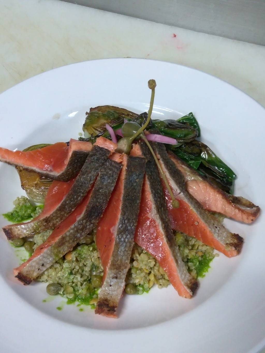 Shorebreak Lodge | restaurant | 10 Wilmington Ave, Rehoboth Beach, DE 19971, USA | 3022271007 OR +1 302-227-1007