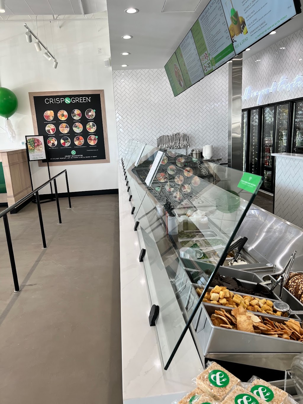 CRISP & GREEN | restaurant | 6333 E Mockingbird Ln Suite 165, Dallas, TX 75214, USA | 4697221630 OR +1 469-722-1630