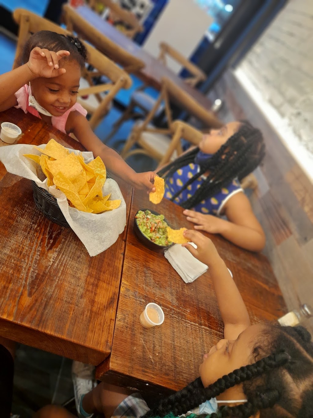 Taqueria Santa Fe | restaurant | 2248 1st Ave., New York, NY 10029, USA | 6468961007 OR +1 646-896-1007