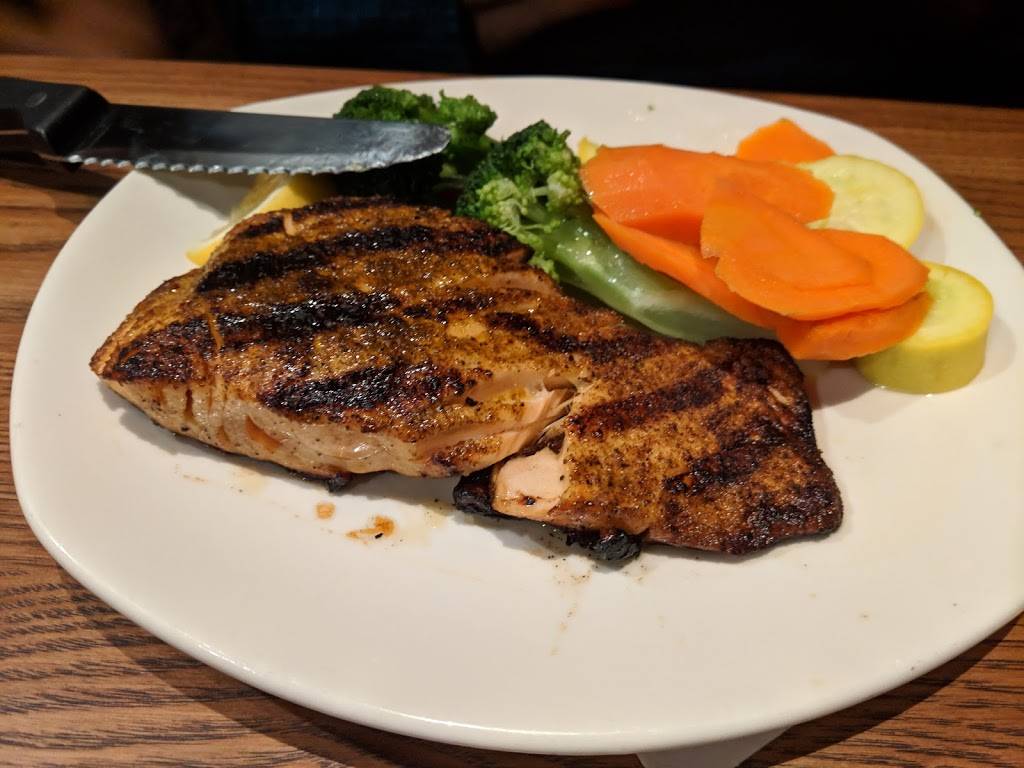 Outback Steakhouse | restaurant | 2855 W Ogden Ave, Naperville, IL 60540, USA | 6307786290 OR +1 630-778-6290