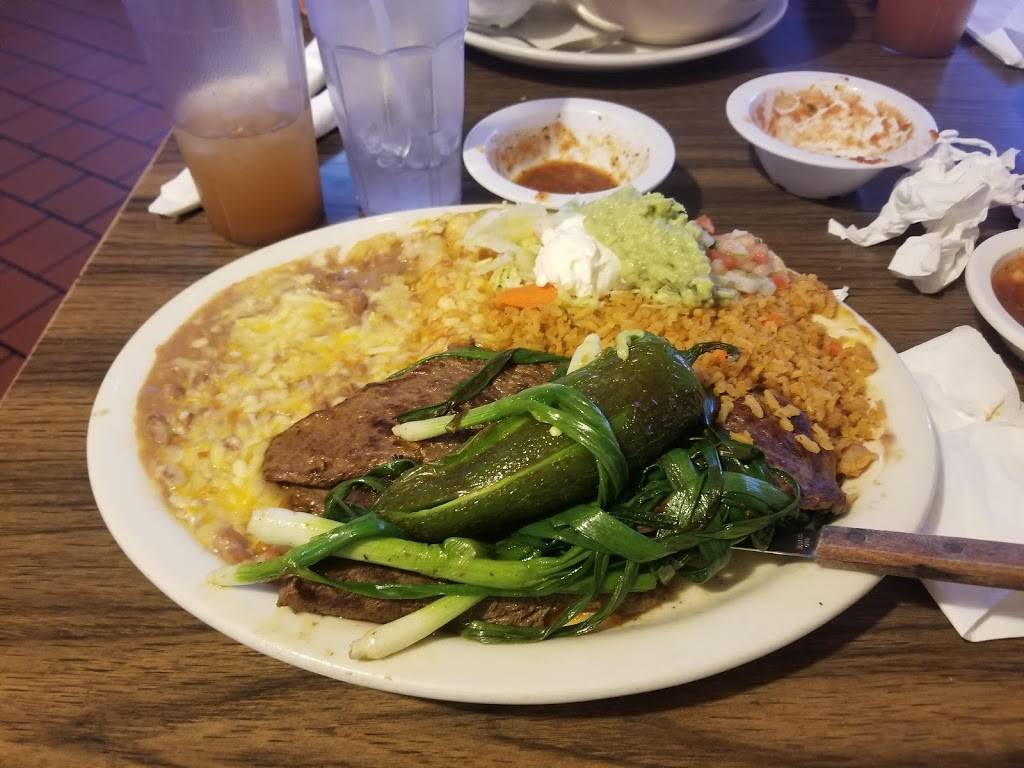 Ortegas Restaurant | restaurant | 2561 W Ball Rd, Anaheim, CA 92804, USA | 7148282830 OR +1 714-828-2830