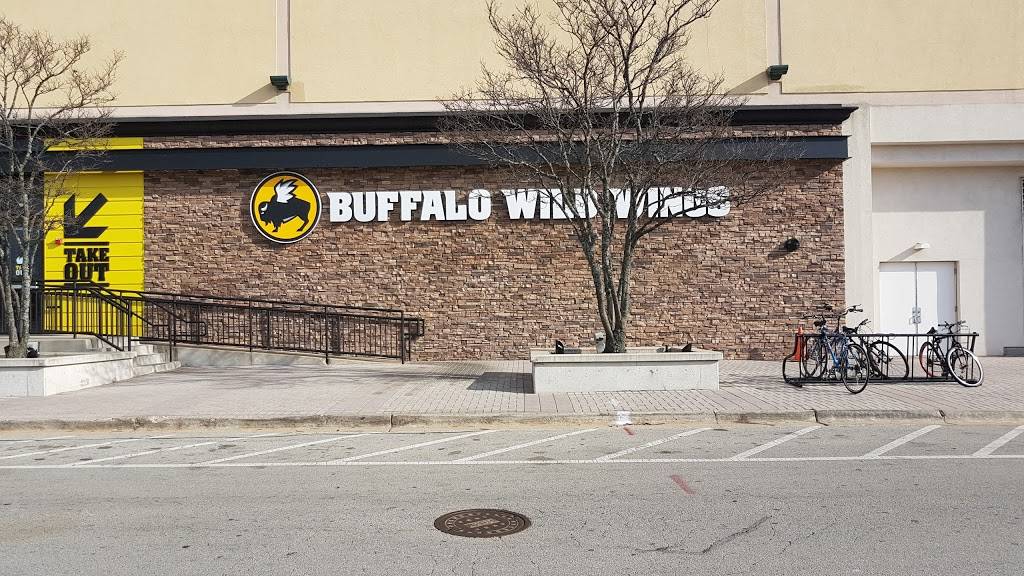 Westfield Old Orchard | shopping mall | 4905 Old Orchard Shopping Center, Skokie, IL 60077, USA | 8476736800 OR +1 847-673-6800