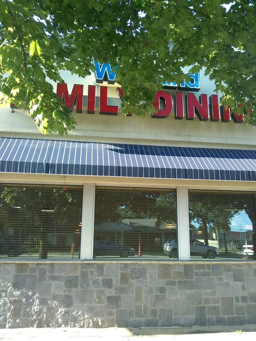 Westland Family Dining | restaurant | 35560 Ford Rd, Westland, MI 48185, USA | 7347106625 OR +1 734-710-6625