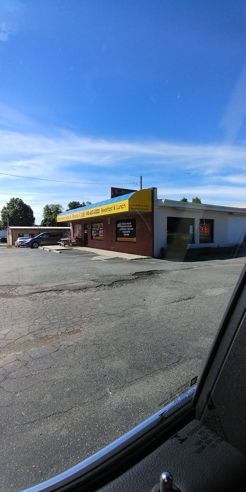 Sun & Moon Cafe | cafe | 300 Edgewood Rd, Edgewood, MD 21040, USA | 4106120333 OR +1 410-612-0333