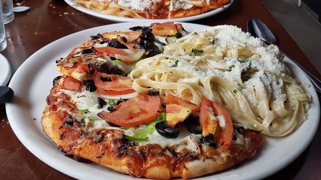 Elio Pizzeria | restaurant | 351 Rue de Bellechasse, Montréal, QC H2S 1X1, Canada | 5142765341 OR +1 514-276-5341