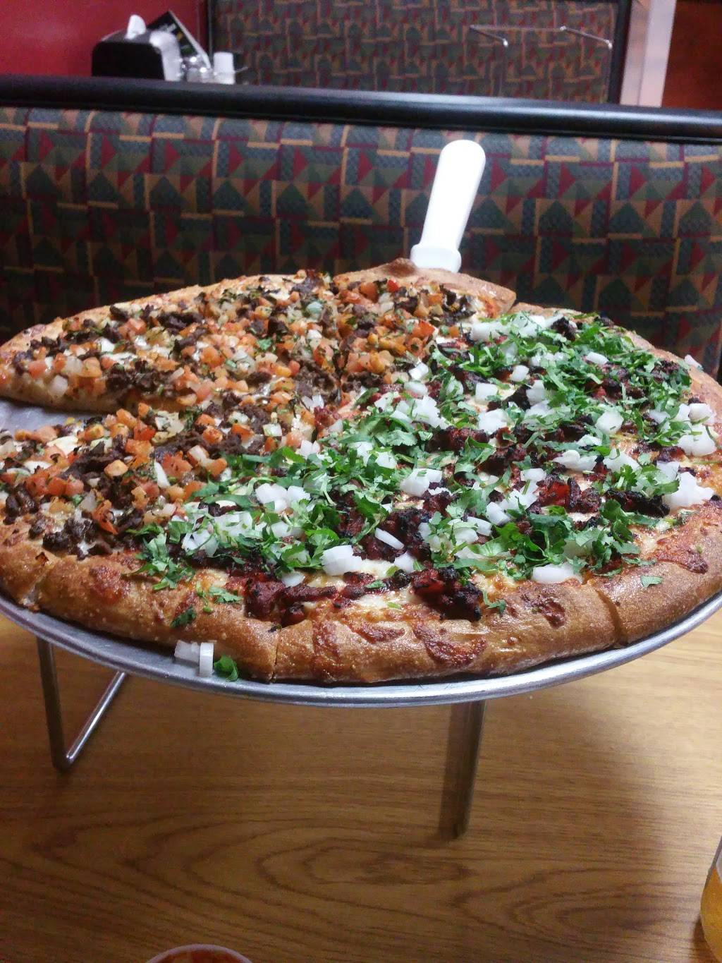 Combos Pizza | restaurant | 757 W Commonwealth Ave, Fullerton, CA 92832, USA | 7145266267 OR +1 714-526-6267