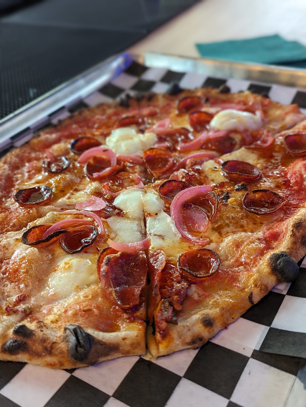 Monday Night Brewing Garden Co. | restaurant | 2217 S Tryon St, Charlotte, NC 28203, USA | 9803220504 OR +1 980-322-0504