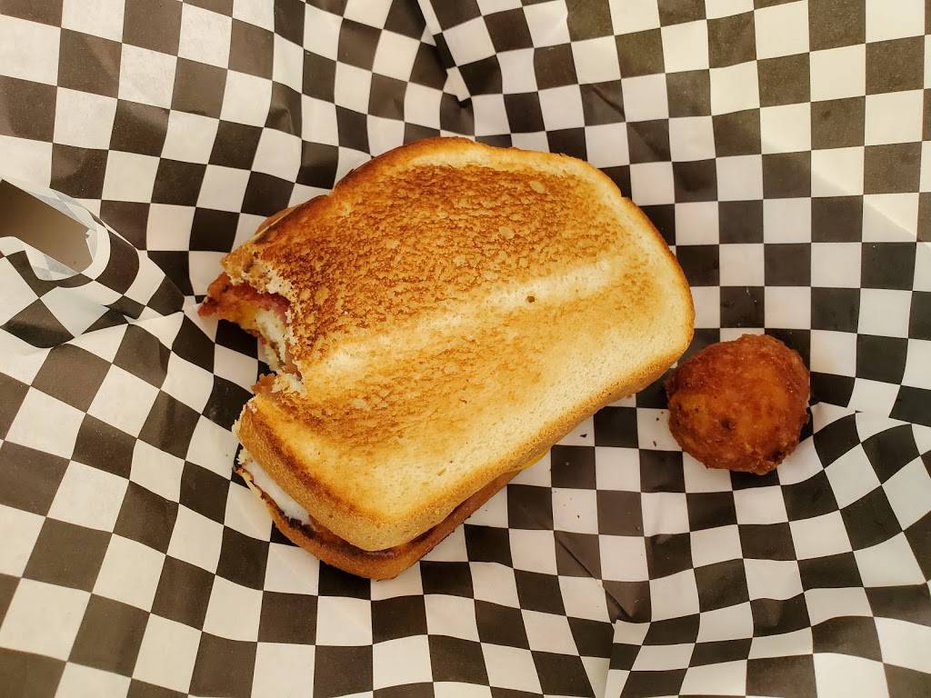 Route 52 Restaurant | restaurant | 2959 Harrison Brookville Rd, West Harrison, IN 47060, USA | 5134005252 OR +1 513-400-5252