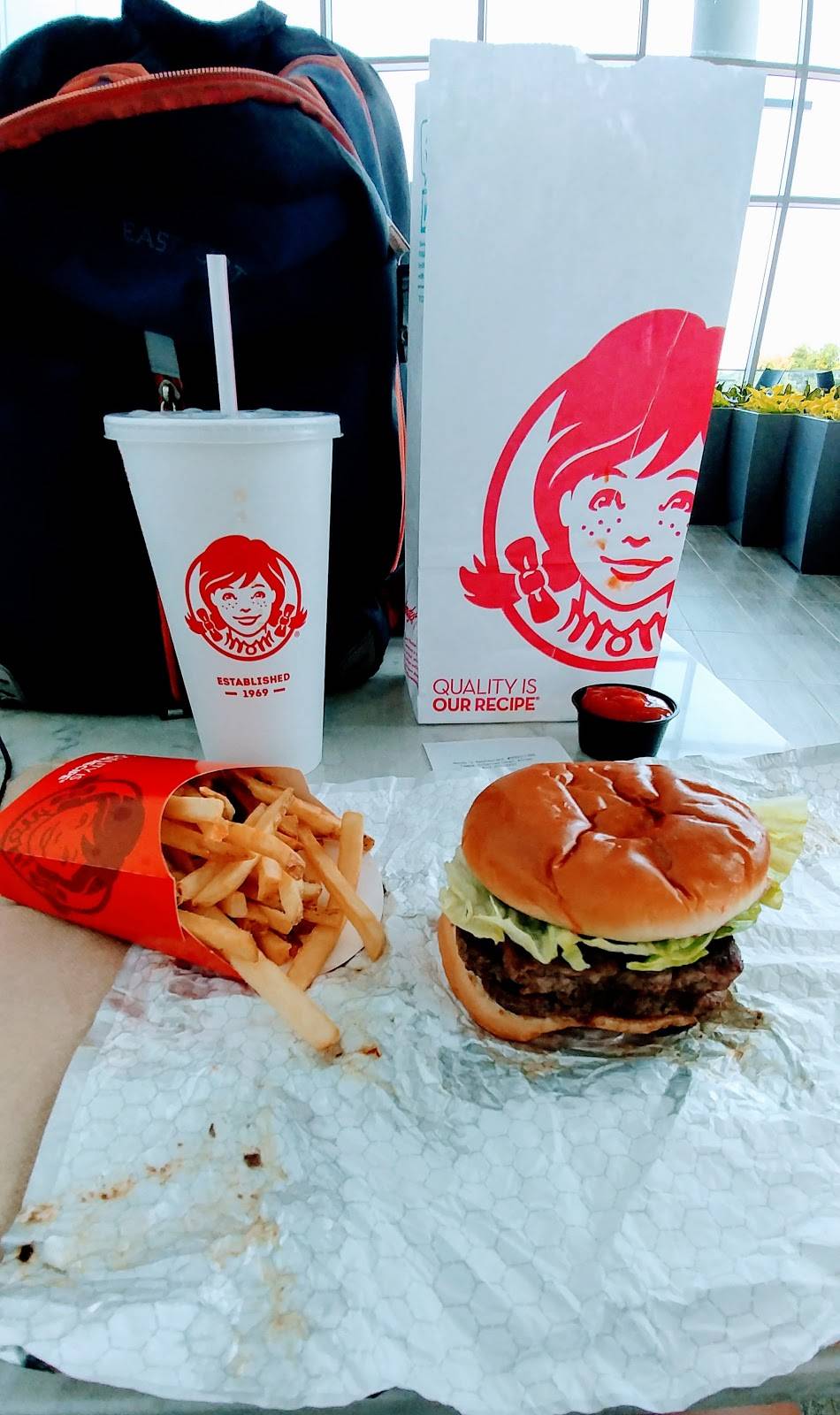 Wendys | restaurant | 4100 George J Bean Pkwy, Tampa, FL 33607, USA | 8132913297 OR +1 813-291-3297