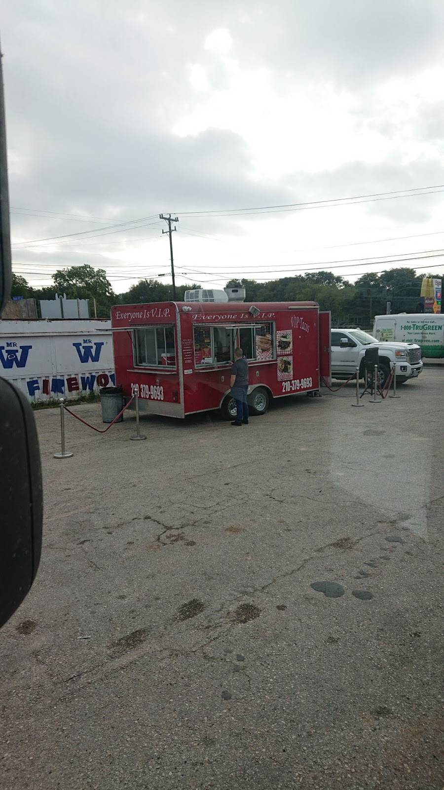 Tacos VIP | restaurant | 25285 Frontage Rd, San Antonio, TX 78257, USA | 2103799693 OR +1 210-379-9693