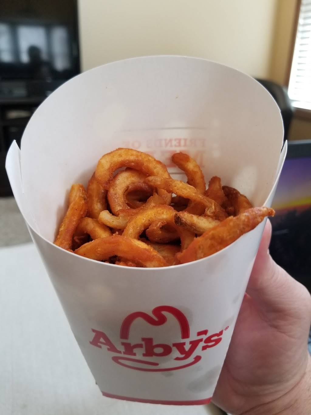 Arbys | restaurant | 350 Colemans Crossing Blvd, Marysville, OH 43040, USA | 9377382175 OR +1 937-738-2175