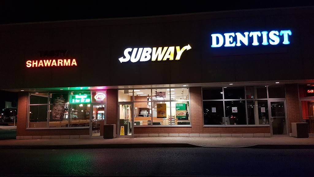 Subway | restaurant | 7677 Markham Rd Unit 2, Markham, ON L3S 3J9, Canada | 9054713425 OR +1 905-471-3425