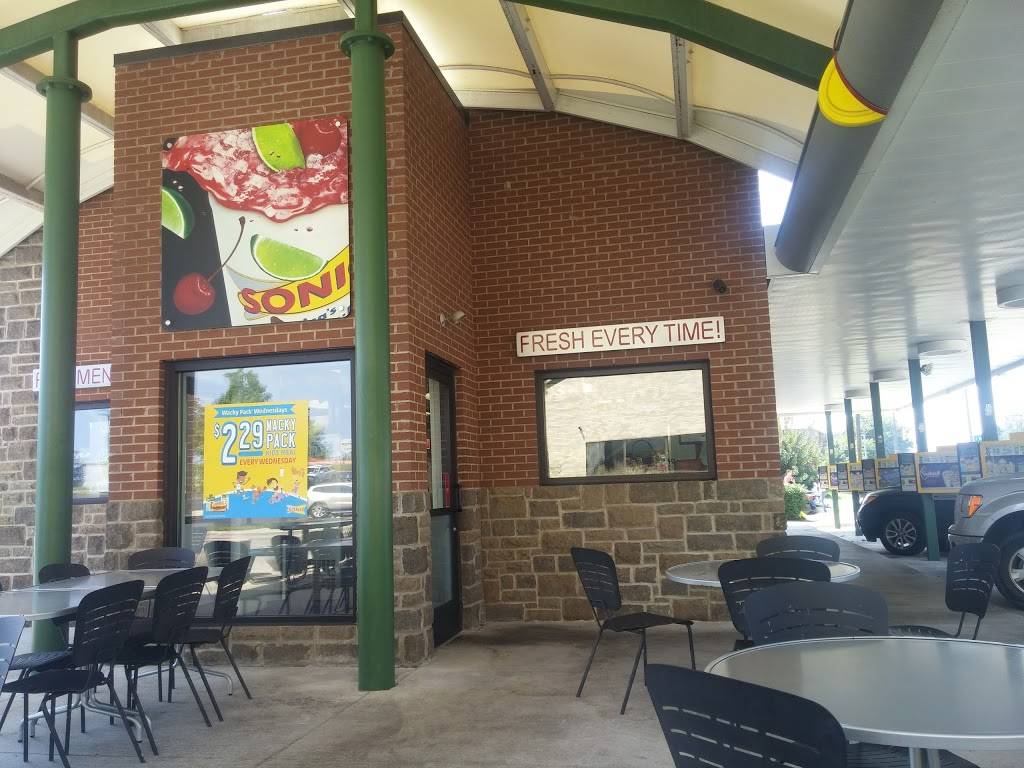 Sonic Drive-In | restaurant | 6206 E Broad St, Columbus, OH 43213, USA | 6145011725 OR +1 614-501-1725