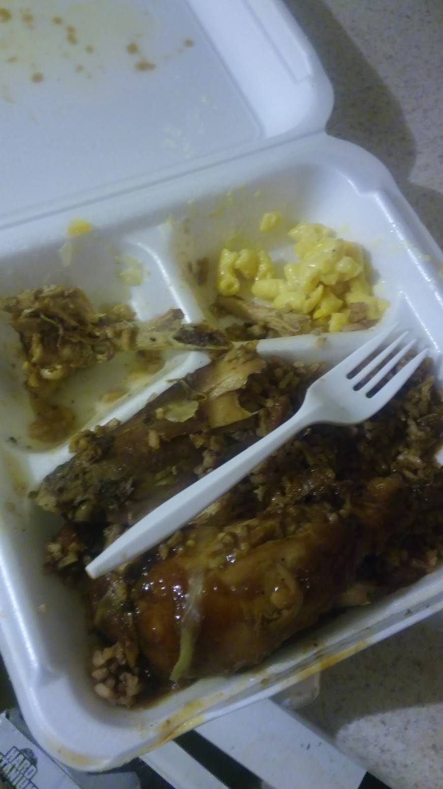 Best Taste Jamaican and American Restaurant | restaurant | 5045 Soutel Dr, Jacksonville, FL 32208, USA | 9047665890 OR +1 904-766-5890