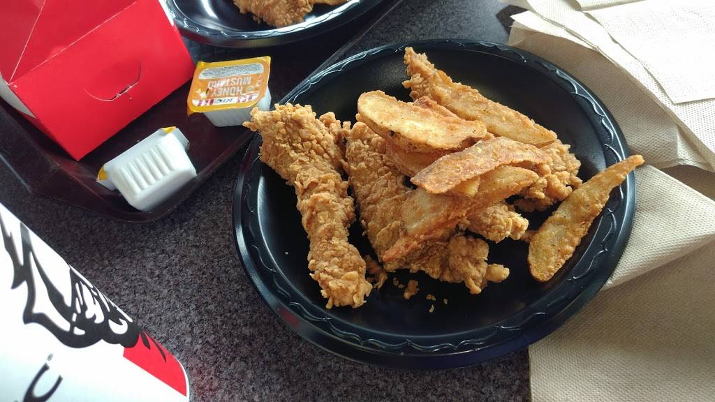KFC | restaurant | 1105 S Jefferson Ave, Cookeville, TN 38506, USA | 9315262417 OR +1 931-526-2417