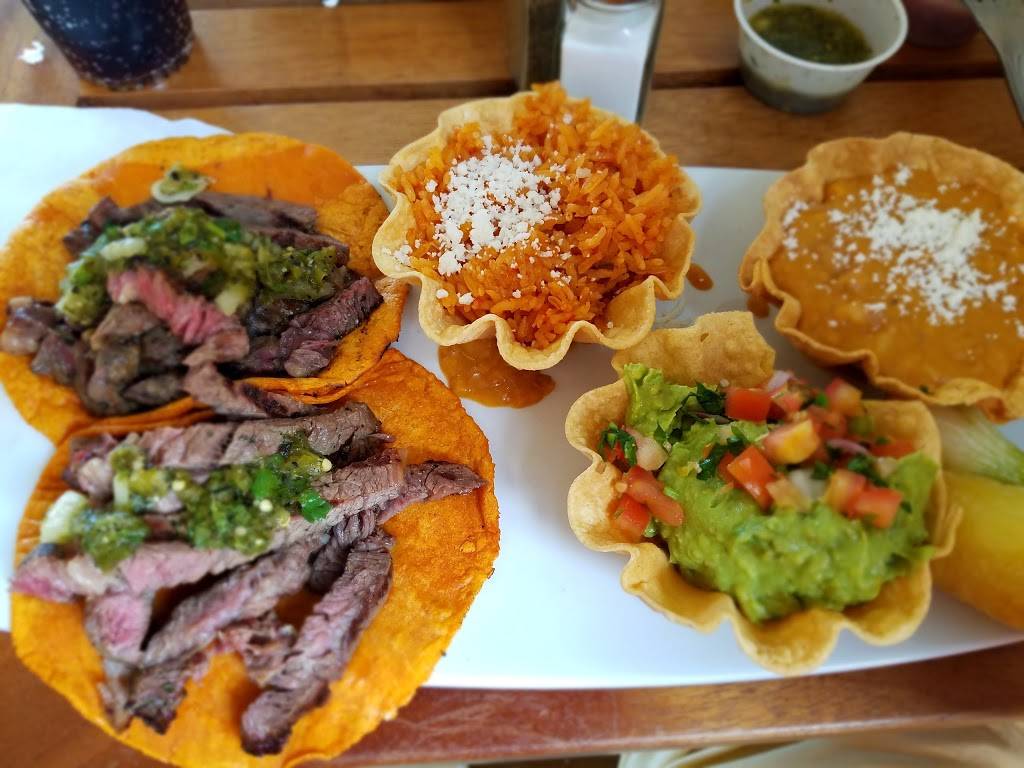 Los Agaves | restaurant | 7024 Market Pl Dr, Goleta, CA 93117, USA | 8059684000 OR +1 805-968-4000