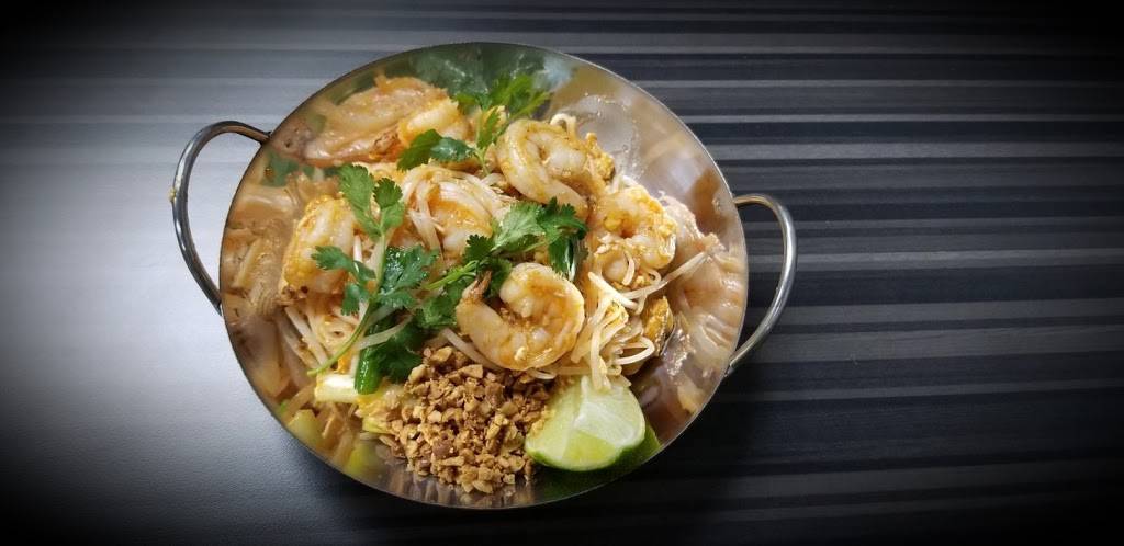 Aloy Aloy Thai Cafe | restaurant | 23110 Kuykendahl Rd Suite 40, Tomball, TX 77375, USA | 8326398848 OR +1 832-639-8848