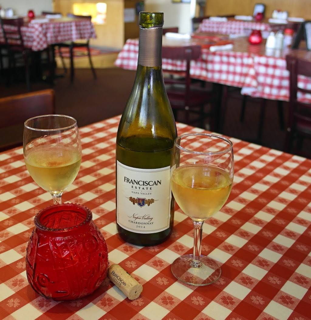 Filippis Pizza Grotto | restaurant | 645 1st St, Napa, CA 94559, USA | 7072549700 OR +1 707-254-9700