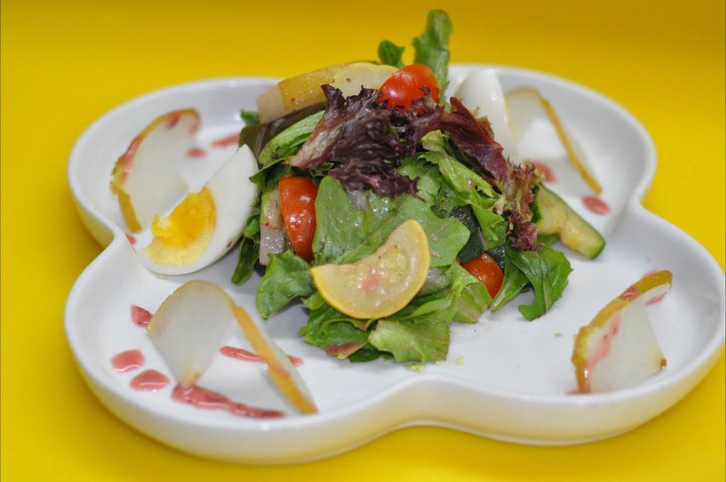 Shanti | restaurant | 1111 Dorchester Ave, Dorchester, MA 02125, USA | 6179293900 OR +1 617-929-3900