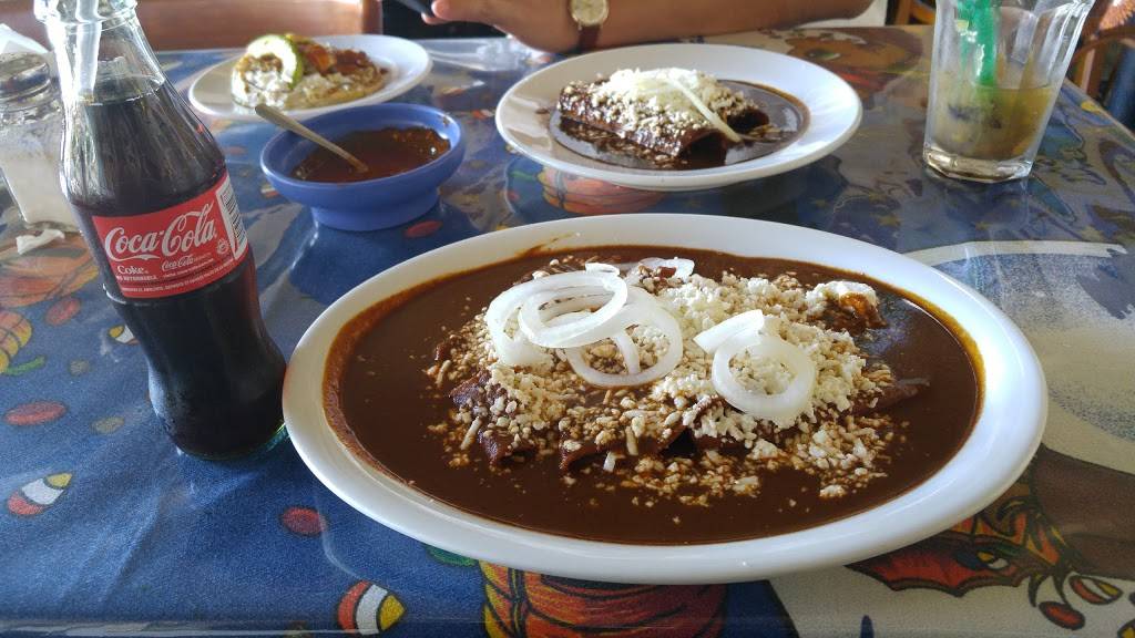 Antequera De Oaxaca | restaurant | 5200 Melrose Ave, Los Angeles, CA 90038, USA | 3234661101 OR +1 323-466-1101