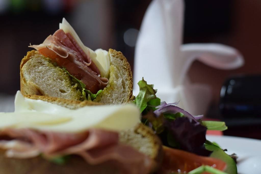 Cafe Italia - Italian Restaurant | restaurant | 20351 Summerlin Rd #117, Fort Myers, FL 33908, USA | 2392458496 OR +1 239-245-8496