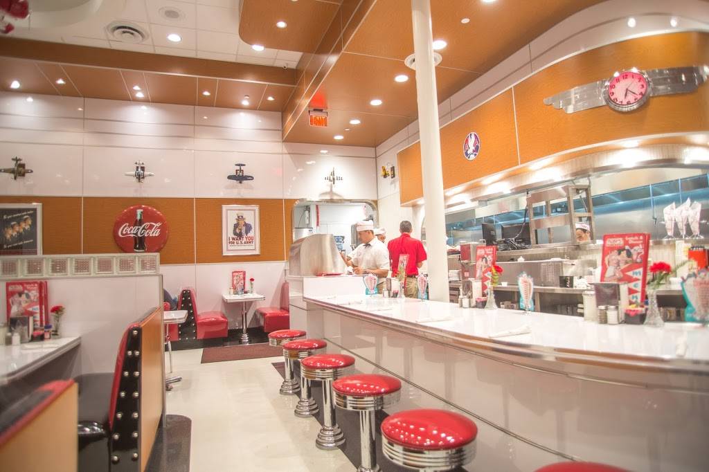 Rubys Diner | restaurant | 24155 Laguna Hills Mall #1840, Laguna Hills, CA 92653, USA | 9495887829 OR +1 949-588-7829