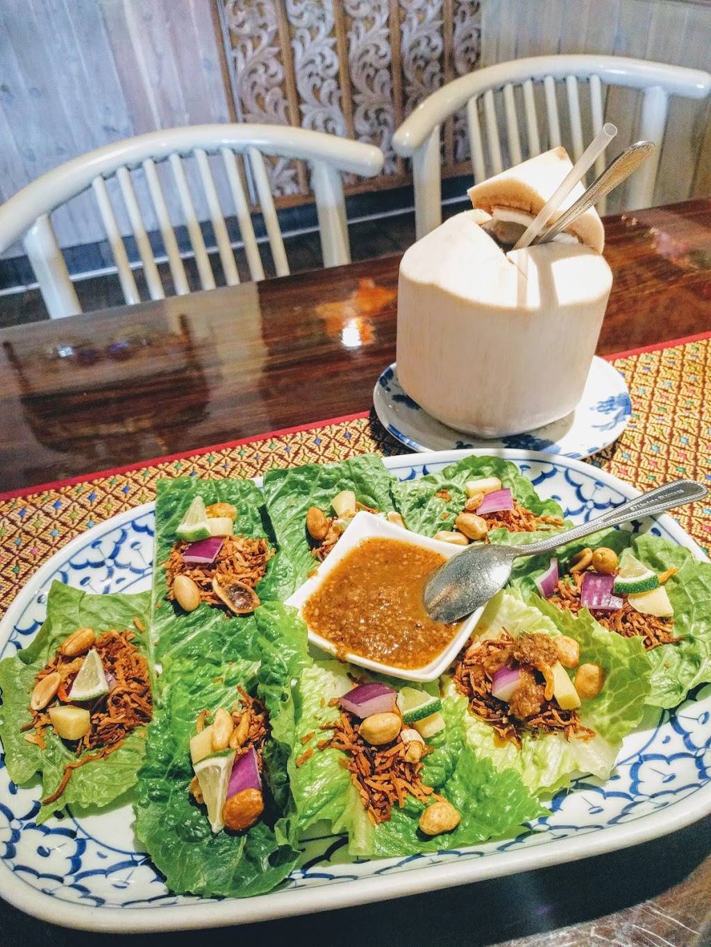 Jhanthong Banbua | restaurant | 2400 Mendocino Ave, Santa Rosa, CA 95403, USA | 7075288048 OR +1 707-528-8048