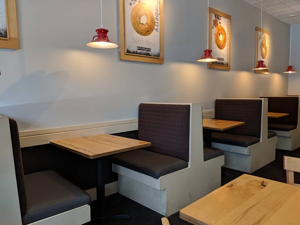 Brueggers Bagels | bakery | 41 Leonard St, Belmont, MA 02478, USA | 6174844655 OR +1 617-484-4655