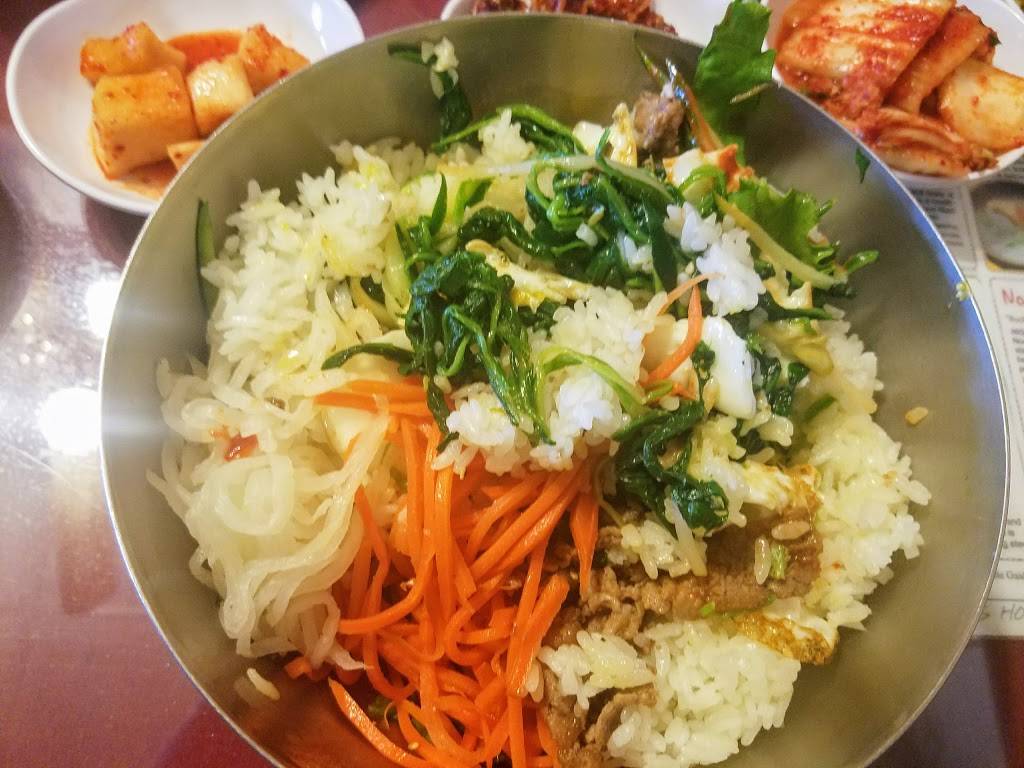 Mama’s Korean Restaurant | meal takeaway | 8867 Pendleton Pike, Indianapolis, IN 46226, USA | 3178970808 OR +1 317-897-0808