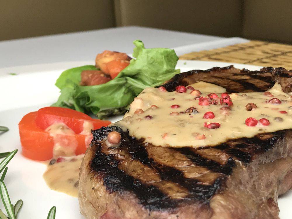 Mannys Wood Grill | restaurant | 2600 NW 87th Ave Suite #10, Doral, FL 33172, USA | 3056038673 OR +1 305-603-8673