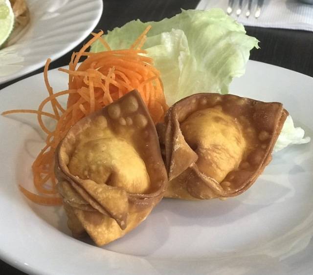 Blink Thai Brooklyn | restaurant | 756 Grand St, Brooklyn, NY 11211, USA | 7185991899 OR +1 718-599-1899