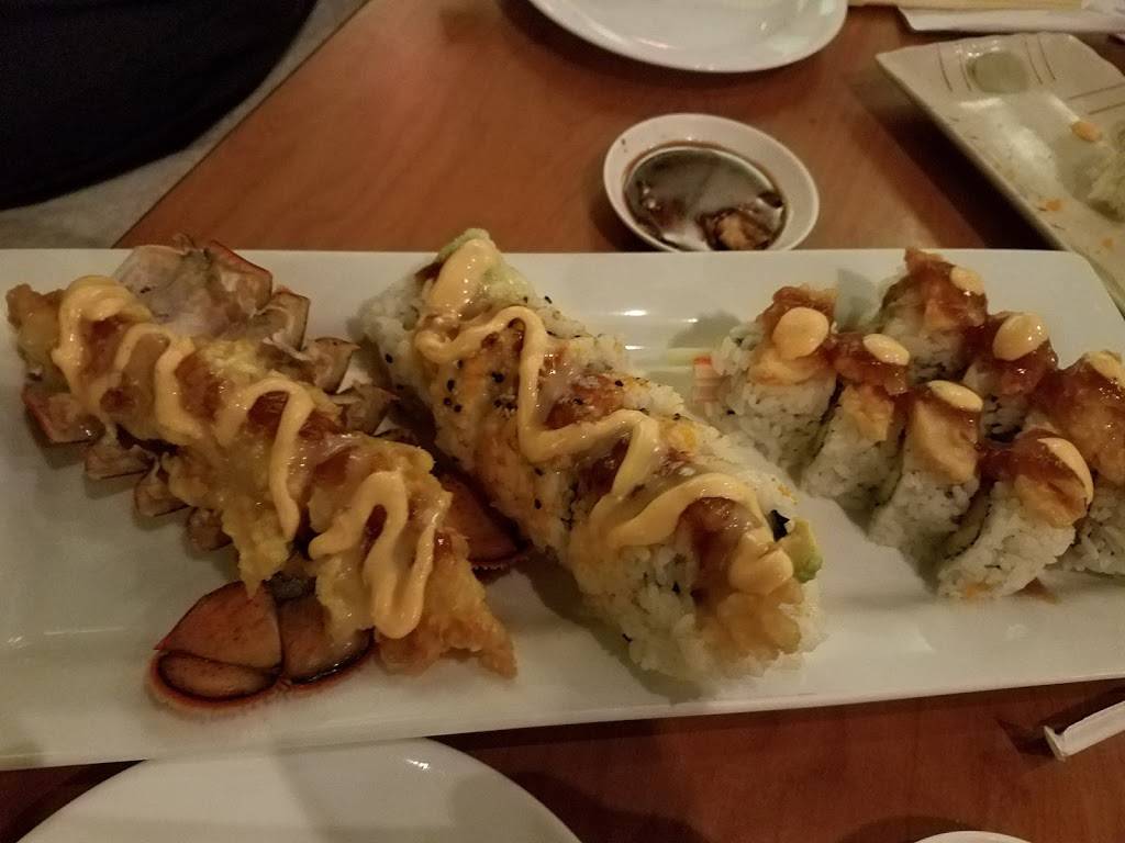Nori Sushi & Japanese Grill | restaurant | 1025 Century Dr, Edwardsville, IL 62025, USA | 6186599400 OR +1 618-659-9400