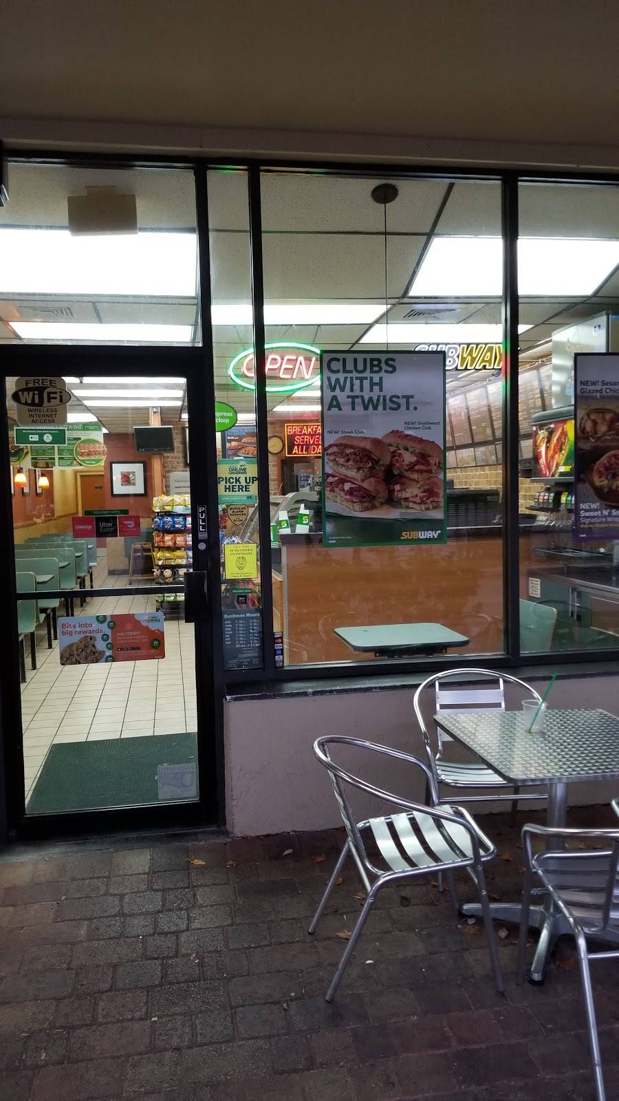 Subway Restaurants | restaurant | 401 NE Spanish River Blvd, Boca Raton, FL 33431, USA | 5613927827 OR +1 561-392-7827