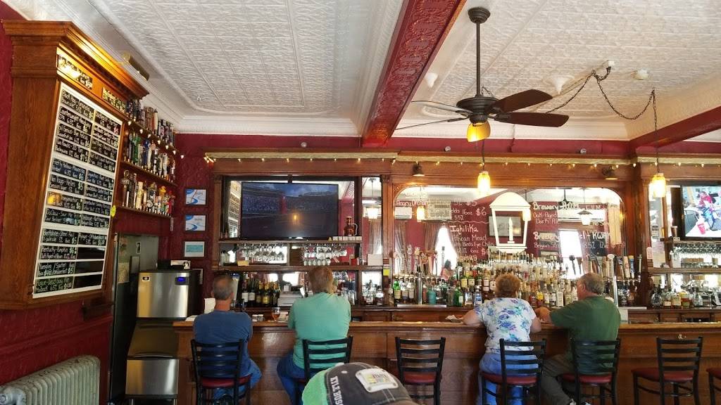 Old Corner Cafe | cafe | 178 N Main St, Naugatuck, CT 06770, USA | 2037293640 OR +1 203-729-3640