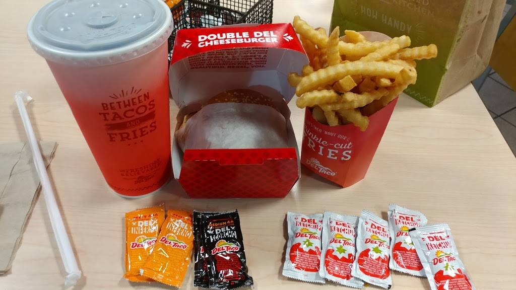 Del Taco | meal takeaway | 11070 Garden Grove Blvd, Garden Grove, CA 92843, USA | 7145397915 OR +1 714-539-7915