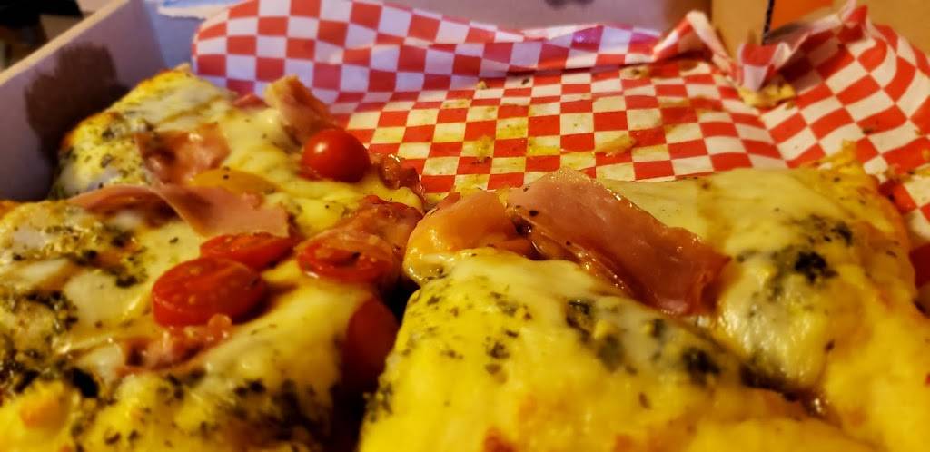 Crust Plus | restaurant | 6020 Blue Ridge Blvd, Raytown, MO 64133, USA | 8162667000 OR +1 816-266-7000