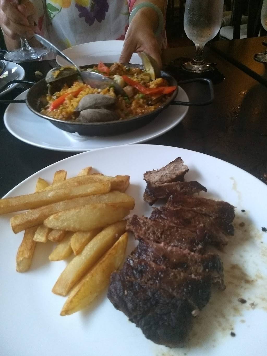 Patrias: Tapas & Wine | restaurant | 4 Lawton St, New Rochelle, NY 10801, USA | 9142789811 OR +1 914-278-9811