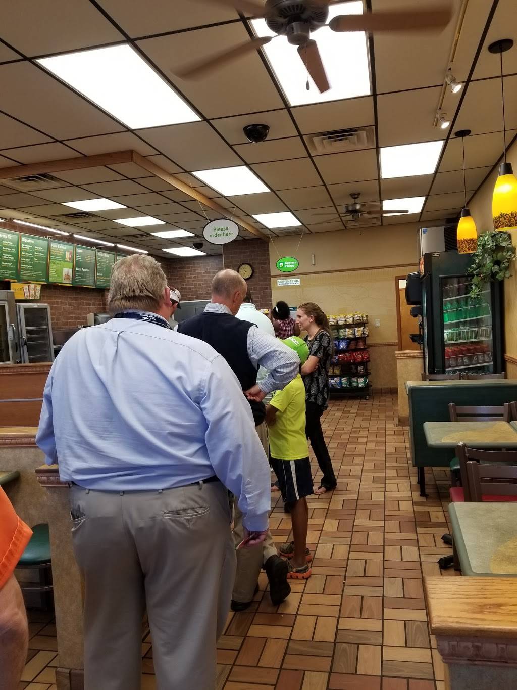 Subway | restaurant | 2660 Reidville Road, Oak Grove Rd Suite 4, Spartanburg, SC 29301, USA | 8645743678 OR +1 864-574-3678