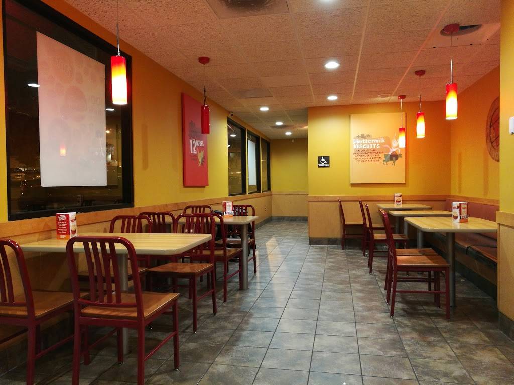 Popeyes Louisiana Kitchen | restaurant | 2202 W Beverly Blvd, Montebello, CA 90640, USA | 3237209460 OR +1 323-720-9460