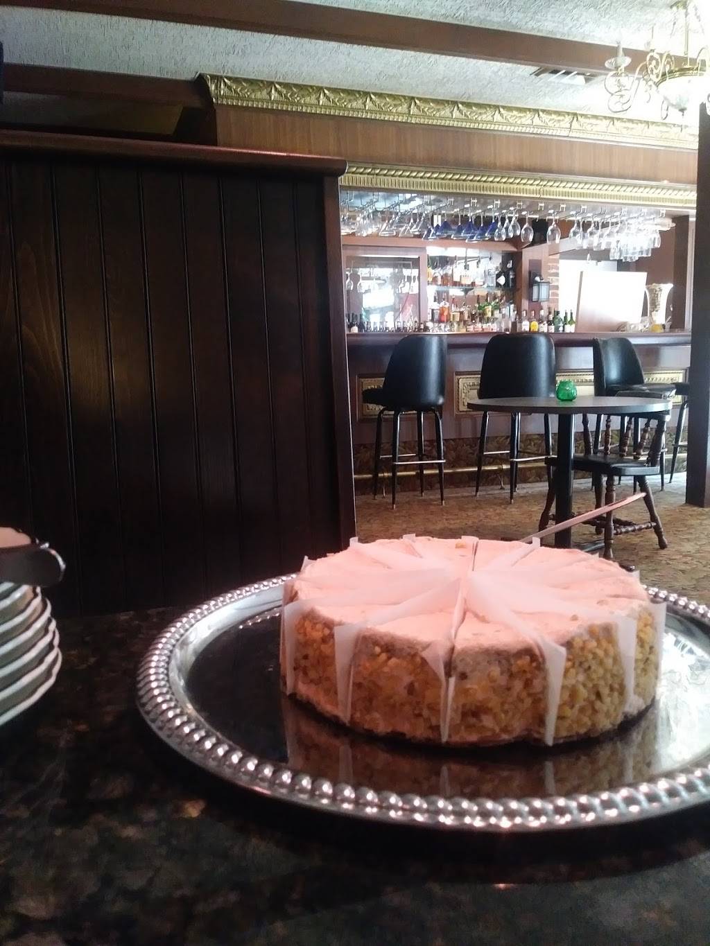 Kascade Steakhouse | restaurant | 988 S Country Club Rd, Carthage, MO 64836, USA | 4175537357 OR +1 417-553-7357